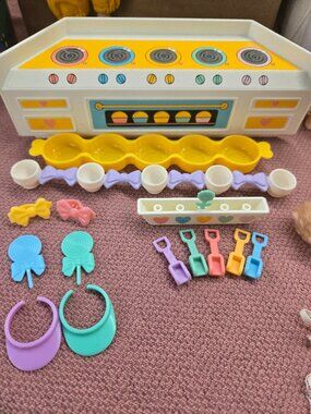 1990s Tyco Quints Kitchen & other accessories lot